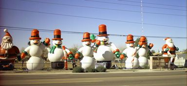 Christmas Display 2005 - Invasion of the Snowmen Inflatables